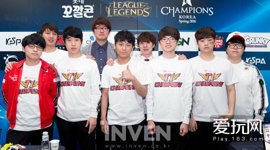 艰难处境 艰难处境