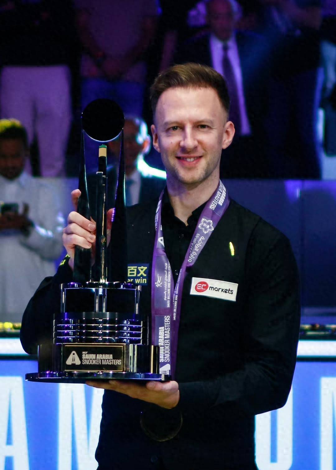 他的未来充 他的未来充